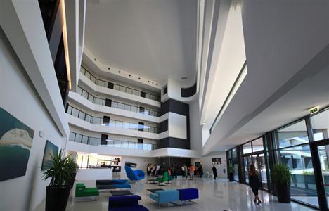 фото отеля Alvor Baia Hotel Apartamento