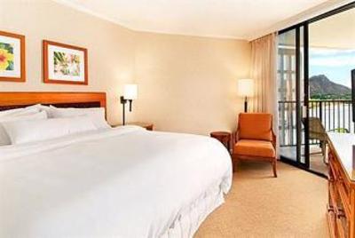 фото отеля Moana Surfrider, A Westin Resort & Spa