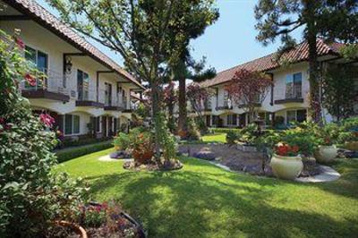 фото отеля Laguna Hills Lodge