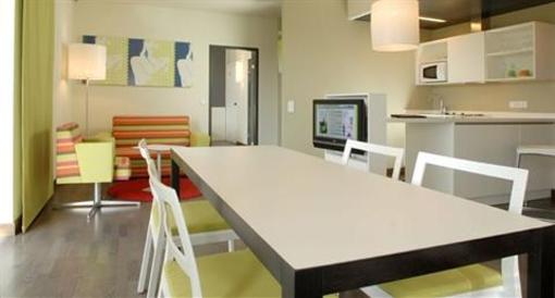 фото отеля Harry's Home Linz