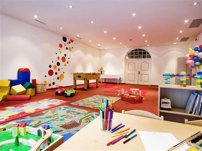 фото отеля Familienhotel Scesaplana