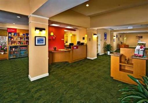 фото отеля TownePlace Suites Clinton at Andrews Air Force Base