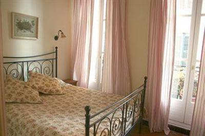 фото отеля Hotel Saint Louis Marseille
