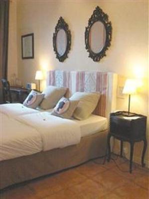 фото отеля Hotel Saint Louis Marseille