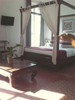 фото отеля Hotel Saint Louis Marseille