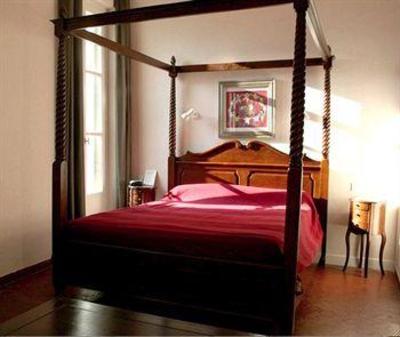 фото отеля Hotel Saint Louis Marseille