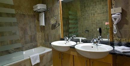 фото отеля Coral Al Khoory Hotel Apartments