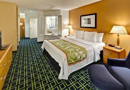 фото отеля Fairfield Inn & Suites Reno Sparks