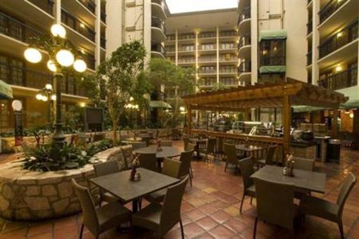 фото отеля Embassy Suites Hotel San Antonio Northwest / I-10