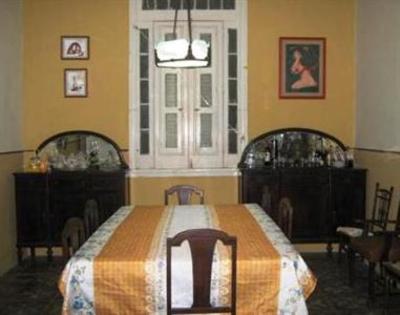 фото отеля Almendares Hostal