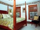 фото отеля Follansbee Inn on Kezar Lake