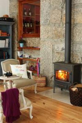 фото отеля Solar Egas Moniz-Charming House & Local Experiences