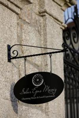 фото отеля Solar Egas Moniz-Charming House & Local Experiences