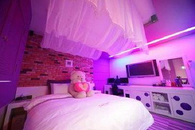 фото отеля Black Hole Hotel