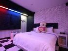 фото отеля Black Hole Hotel