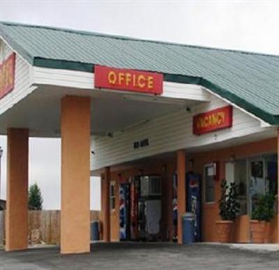 фото отеля Red Carpet Inn Unadilla