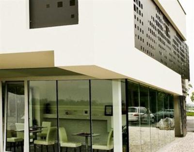 фото отеля Hotel Caldor
