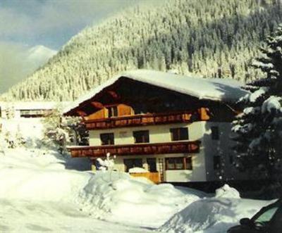 фото отеля Appartements Alpenland