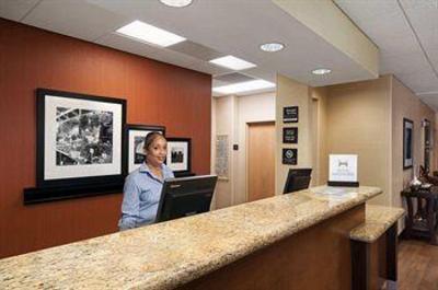 фото отеля Hampton Inn - Brookhollow