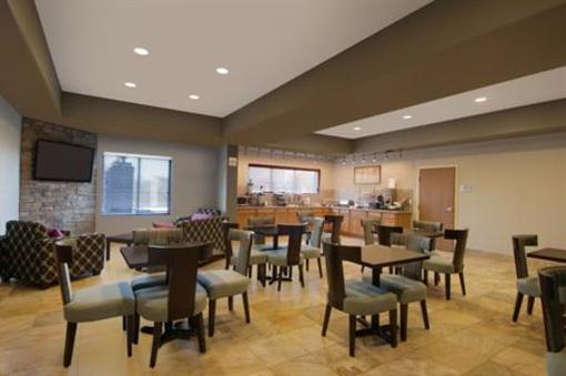 фото отеля Best Western Plus Sand Bass Inn & Suites