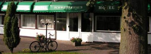 фото отеля Schweizerhaus Hotel & Restaurant Lubeck