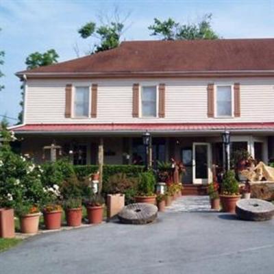 фото отеля Woodbridge Inn