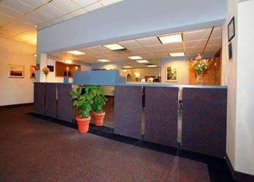 фото отеля Quality Inn Finger Lakes Region