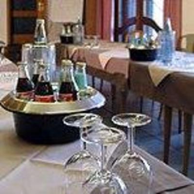 фото отеля Hotel Guelser Weinstube