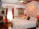 фото отеля Brick Inn Bed and Breakfast