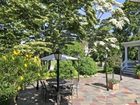 фото отеля The Hedges Inn