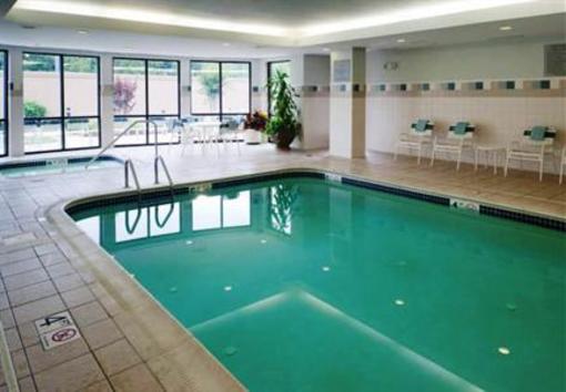 фото отеля Courtyard by Marriott Bristol