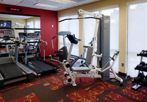 фото отеля Courtyard by Marriott Bristol