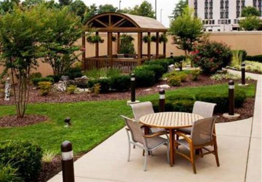 фото отеля Courtyard by Marriott Bristol