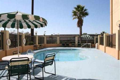 фото отеля Hampton Inn Waycross