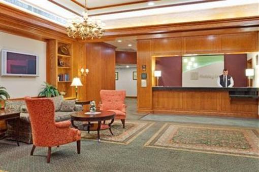 фото отеля Holiday Inn North Haven