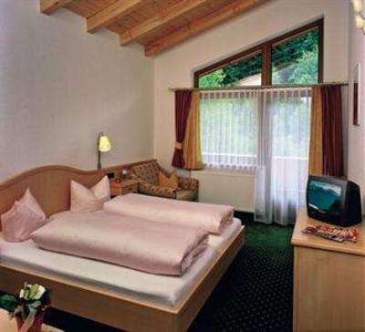 фото отеля Hotel Garni Alpenland Gerlos