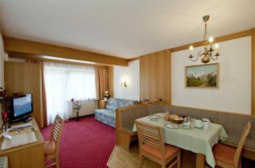 фото отеля Hotel Garni Alpenland Gerlos