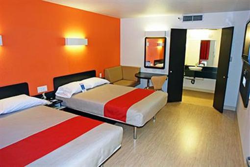 фото отеля Motel 6 Santa Barbara - Carpinteria South