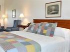 фото отеля First Colony Inn