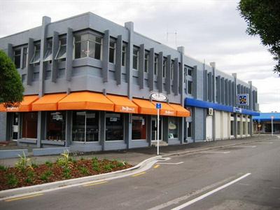 фото отеля Point Break Backpackers & Cafe