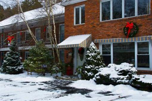 фото отеля Berkshire Hills Motel