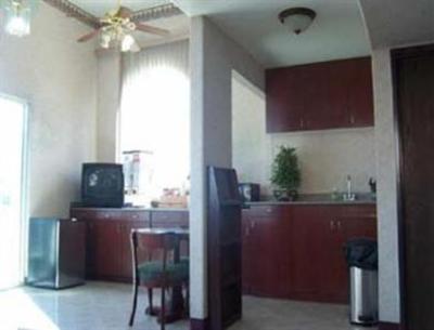 фото отеля Super Star Inn & Suites El Centro