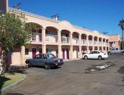 фото отеля Super Star Inn & Suites El Centro