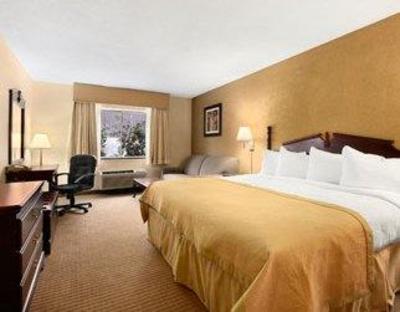 фото отеля Ramada Plaza Louisville