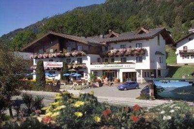 фото отеля Feriengasthof Tauernstüberl Zell am See