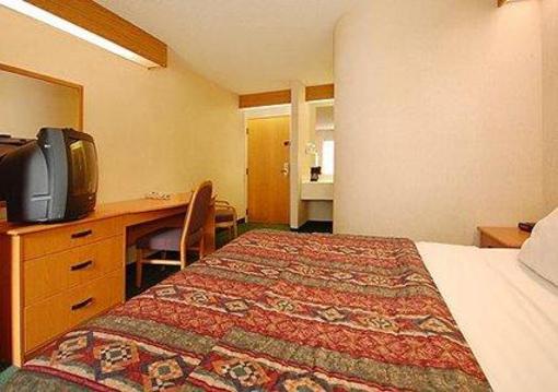 фото отеля Sleep Inn & Suites Omaha