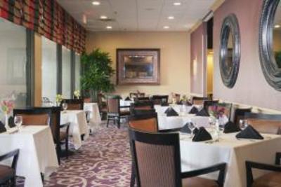 фото отеля Doubletree New Orleans Airport