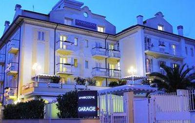 фото отеля Lunariccione Hotel