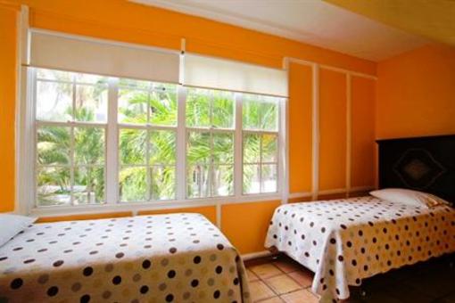 фото отеля Sadigo Court Hotel