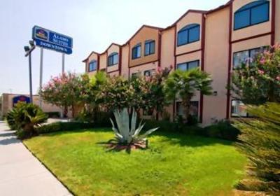 фото отеля Comfort Suites Near Seaworld